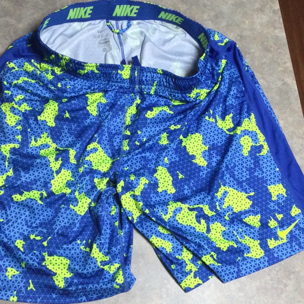 Nike dri-fit basketball shorts